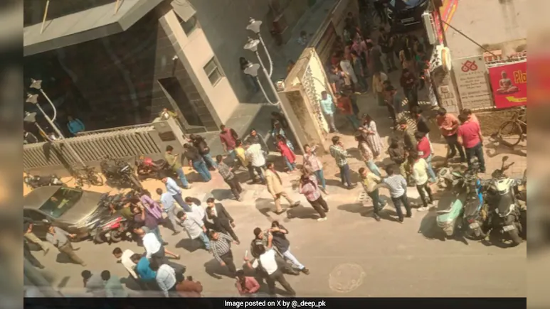 Kolkata Earthquake Today: The magnitude of the earthquake was 4.9.